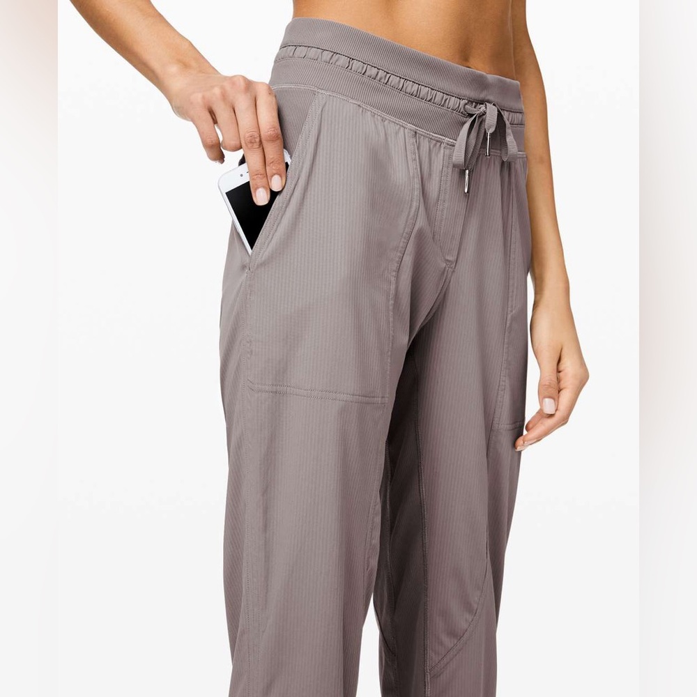 Lululemon athletica dance studios tan/purple color - Picture 2 of 9